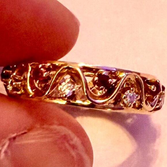 14k Gold Natural Diamond & Ruby Filigree Band Ring, Size 6.5 – Appraised $2,600 - Picture 3 of 6